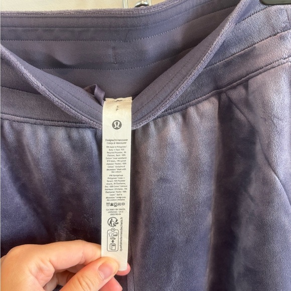 Lululemon Scuba Mid-Rise Wide-Leg Pant Velvet - Picture 2 of 4